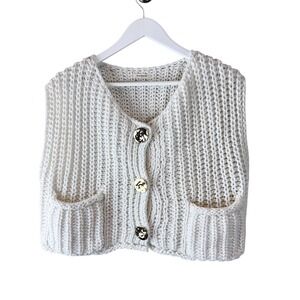 SundayUp Chunky Knit Sweater Vest Gold Buttons Sleeveless Cardigan M Cottagecore